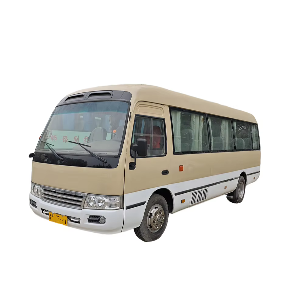 Second Hand Bus XMQ6706AYD4D 22 Seats Kinglong Diesel coach Engine Passenger Transportation Bus